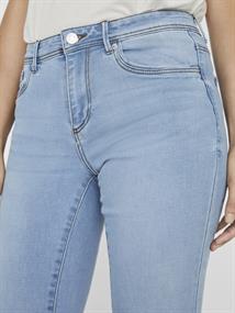 10225465 light blue denim