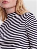 10259739 snow white-navy blazer