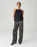 10418913201360 black