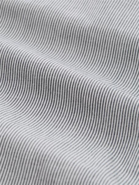 1049978 delicate navy white stripe