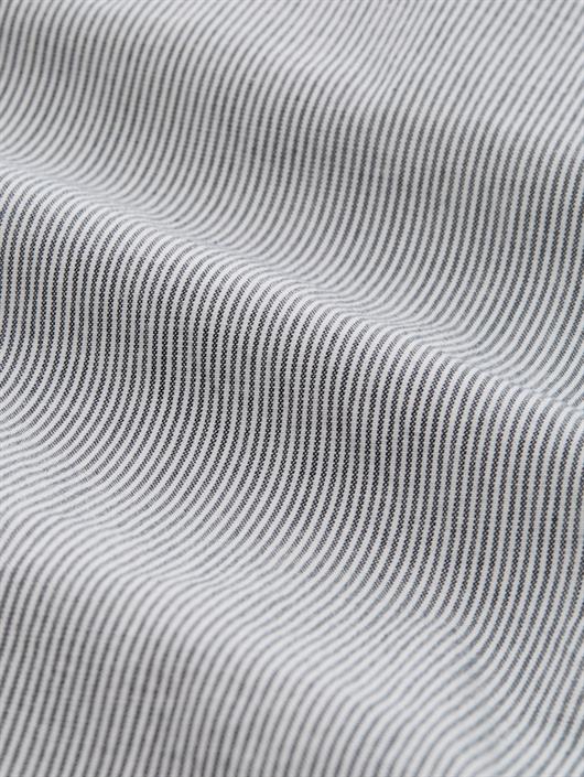 1049978-delicate-navy-white-stripe