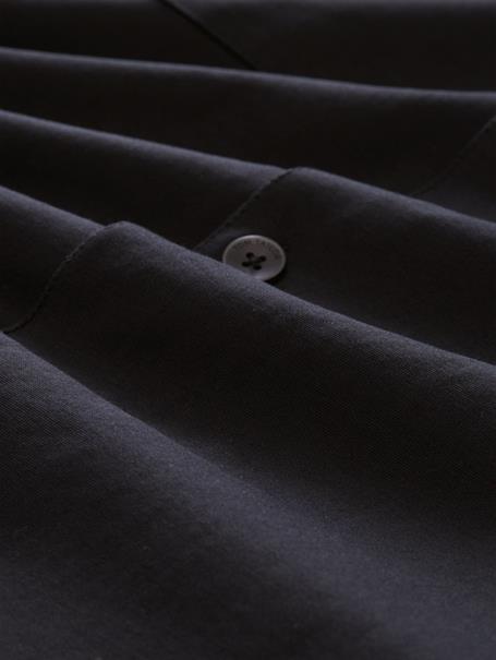 1052340 black