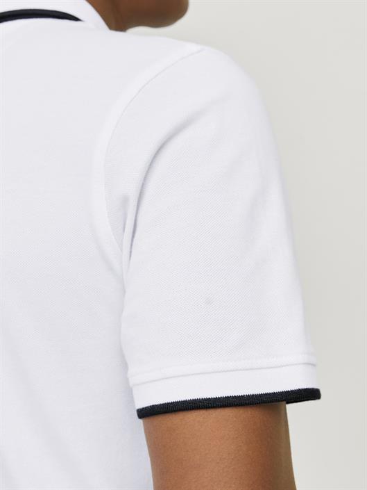 12136668-white-slim-fit
