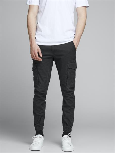 12139912 black
