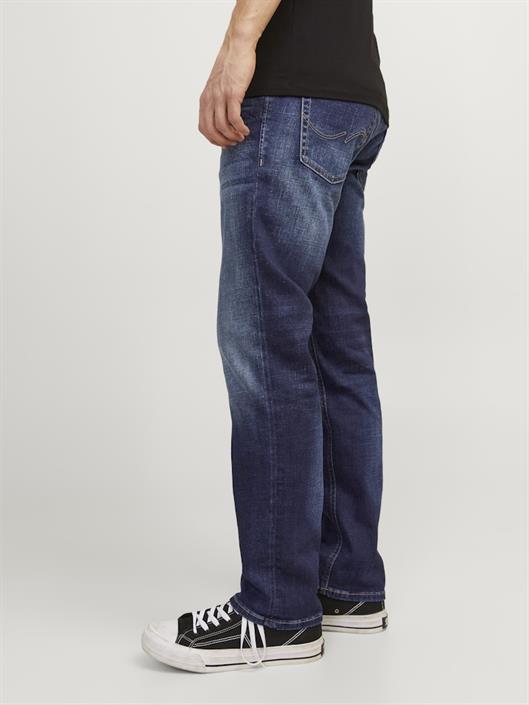 12177444-blue-denim