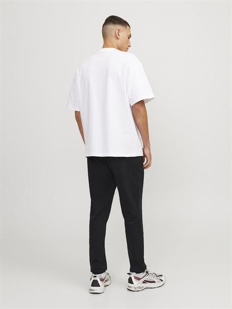 12184970 black