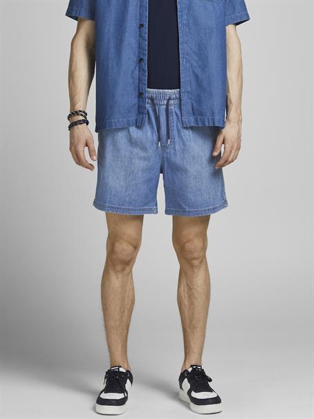 12188533 blue denim