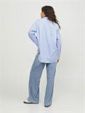 12200353 navy blazer