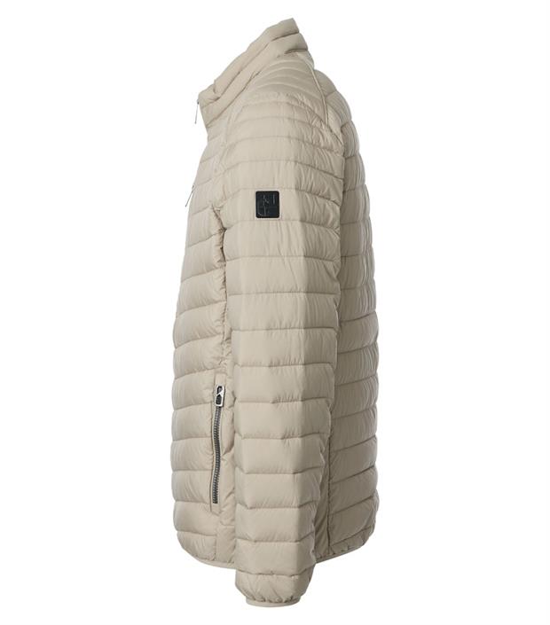 126410000-beige