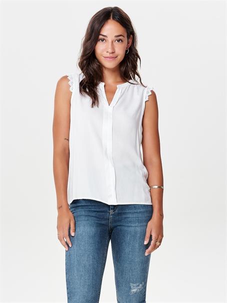 15157656 white