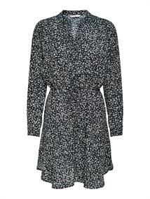 15200543 black