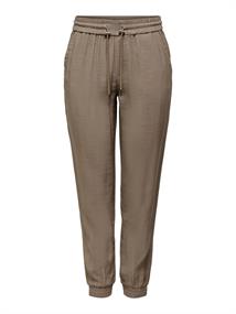 15203946 walnut
