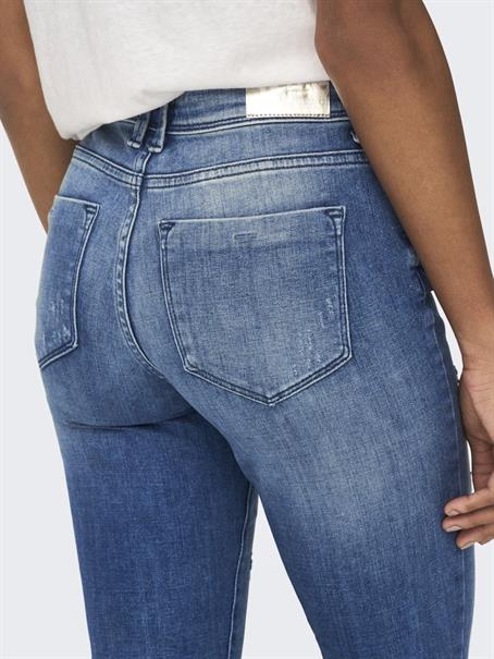 15237326 medium blue denim