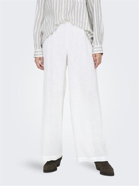 15259590 bright white