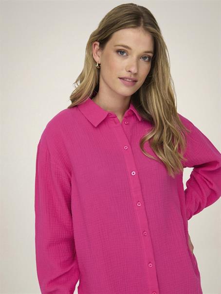 15271018 fuchsia purple
