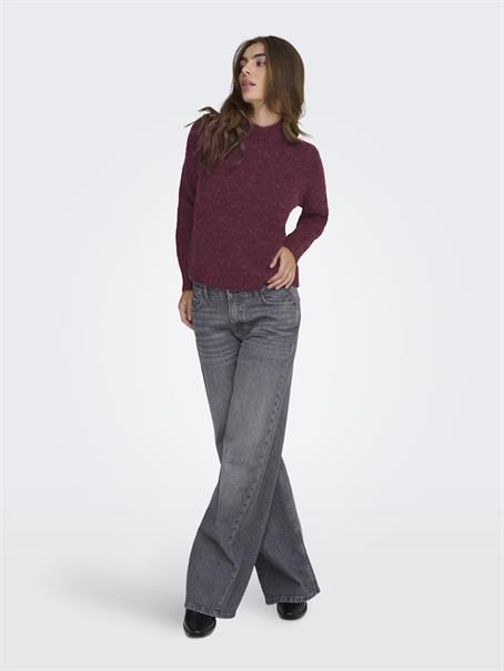 15324290 maroon banner