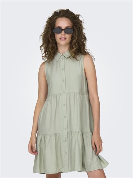 15330932 desert sage