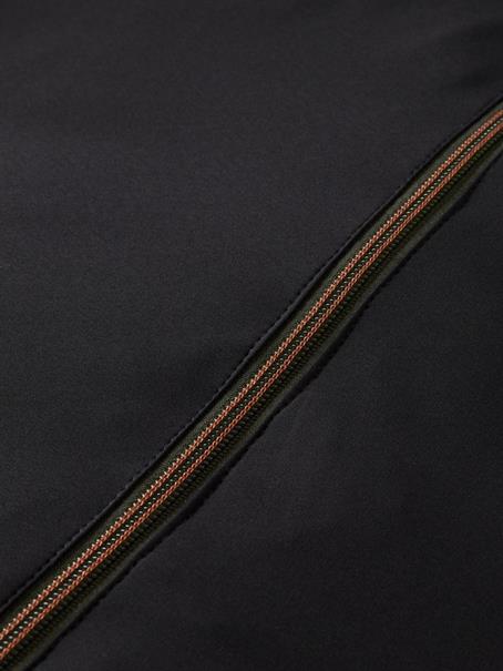 169106 black