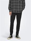 22010209 black