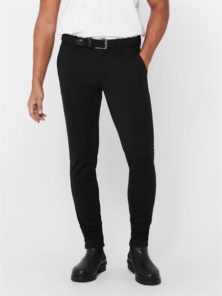 22010209 black