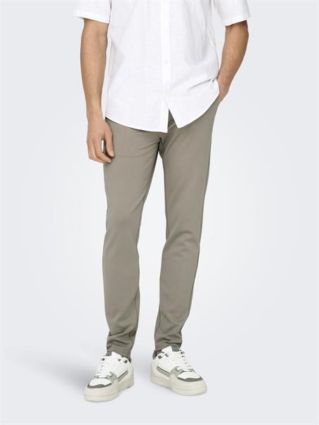 22010209 vintage khaki