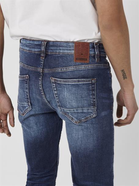 22018614 blue denim