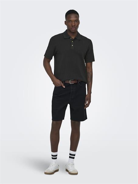 22032760 black