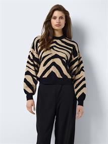 27028159 black