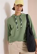 3/4-Arm Shirt mit Kapuze und Printdetails deep matcha green