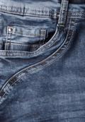 3/4 Jeans mid blue used wash