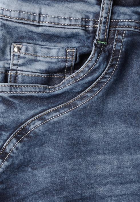 3-4-jeans-mid-blue-used-wash