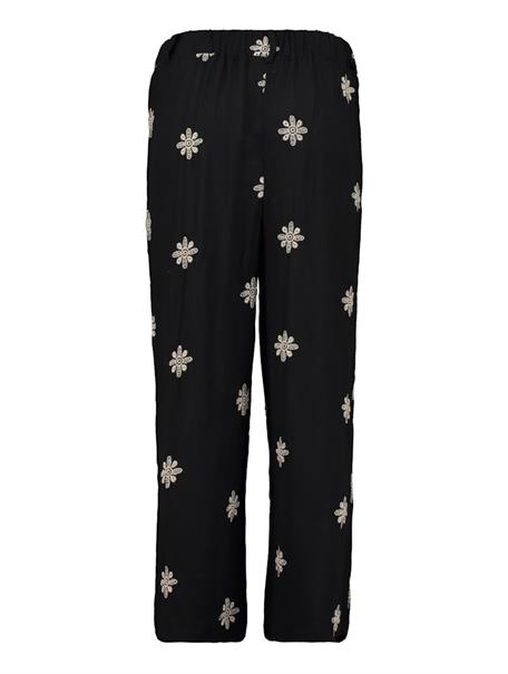 3/4 V TR Ci44ne black-cream flower