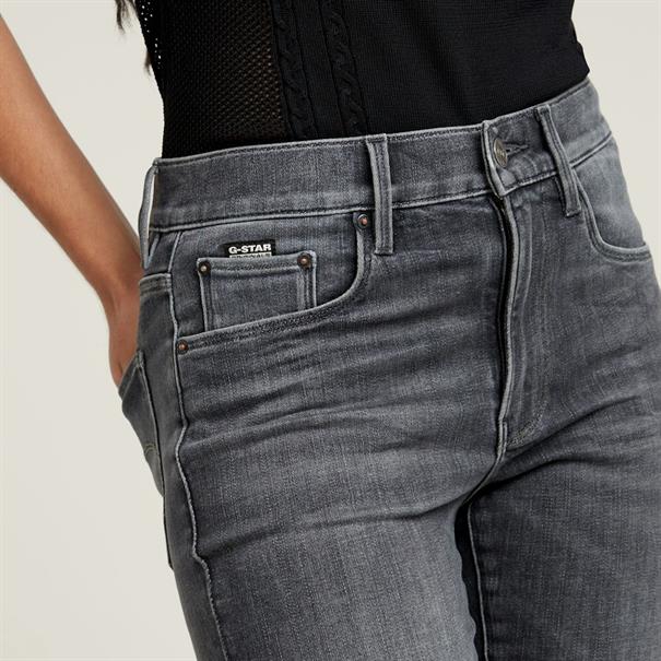 3301 Skinny Wmn faded black magnet