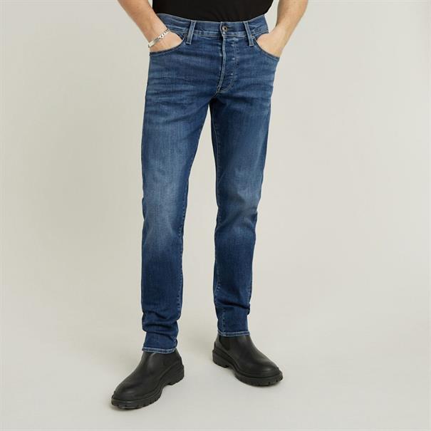 3301 Slim medium aged