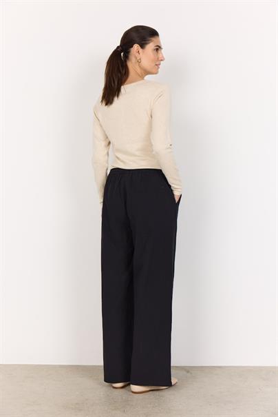 40697 navy