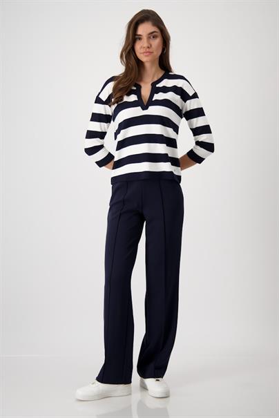 409337 deep ocean ringel
