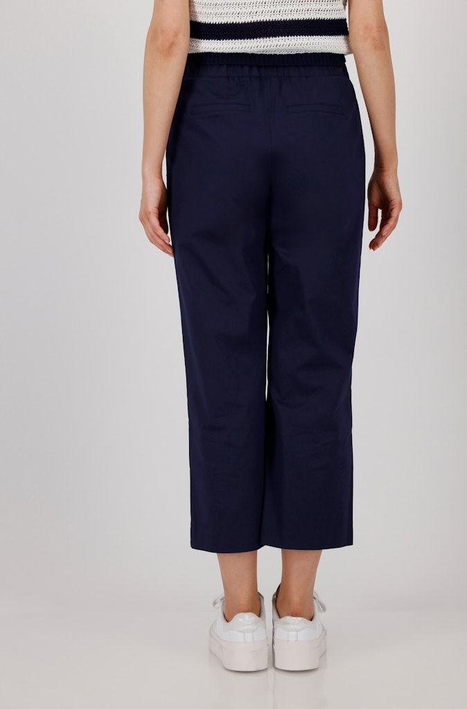 409833-navy-blue