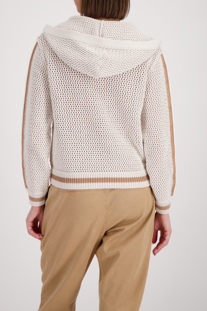 410283-champagne-beige