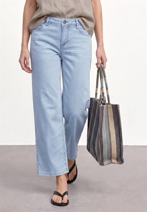 7-8-mid-waist-wide-leg-jeans-im-loose-fit-ultra-bleached-wash