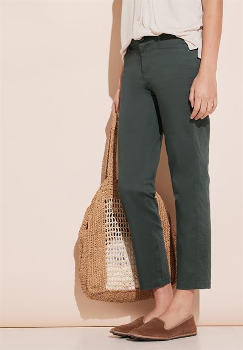 7-8-satin-hose-marshy-green