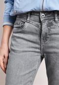 7/8 Slim Leg Jeans im Casual Fit light grey random wash
