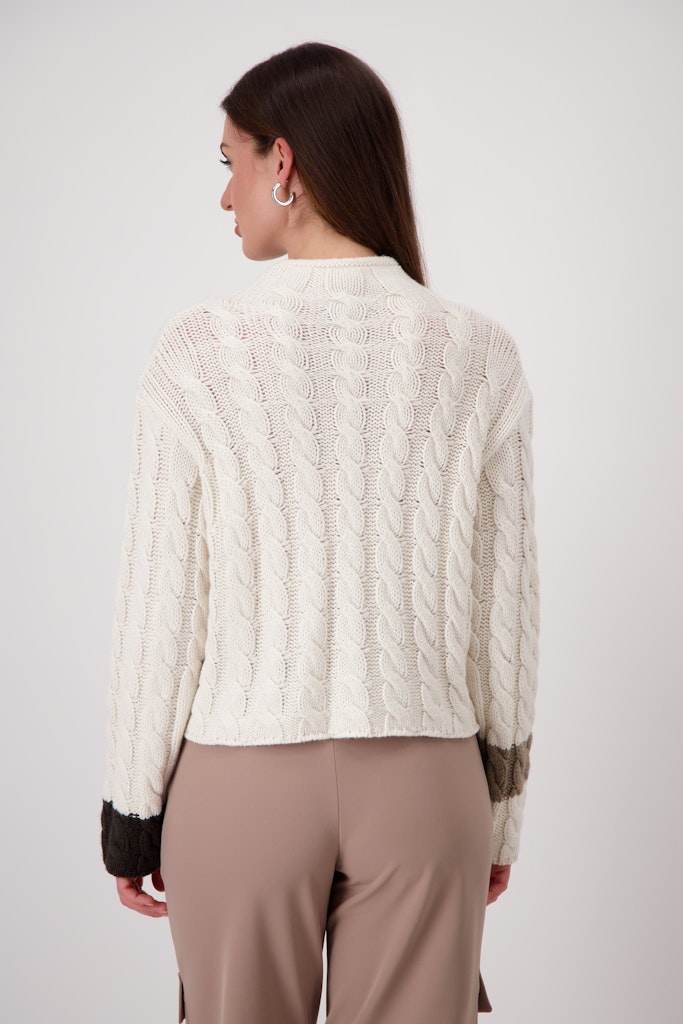 808289-marshmallow