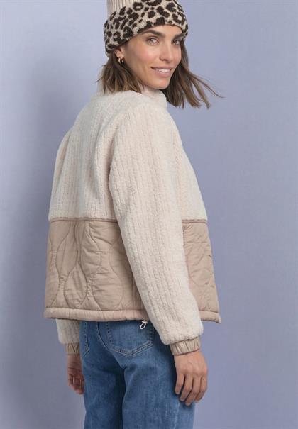 A202251 soft fawn beige