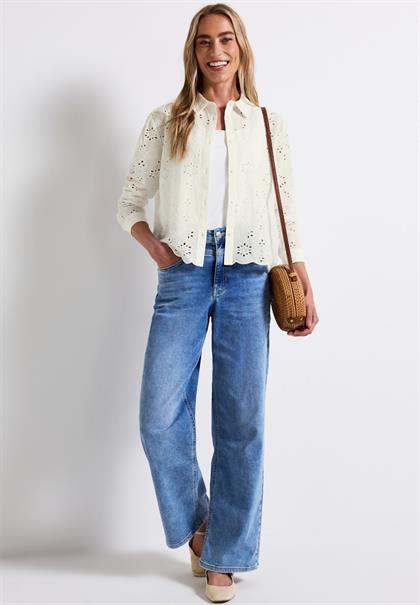 A345738 off white
