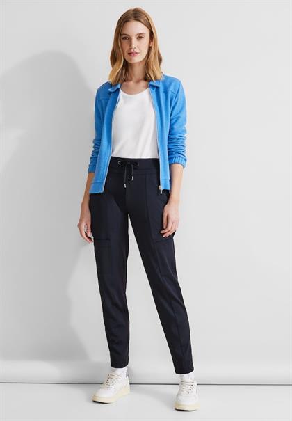 A377352 deep blue