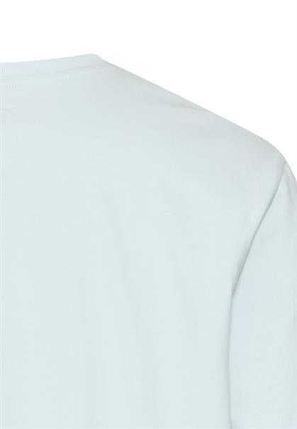 airy blue