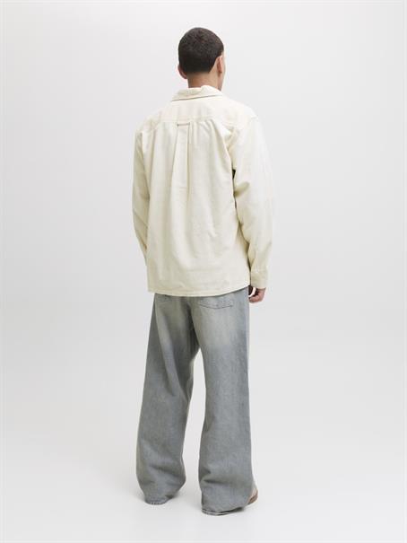antique white