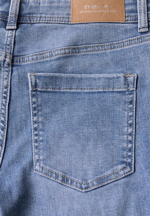 authentic-mid-blue-washed