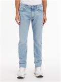 AUTHENTIC STRAIGHT denim light