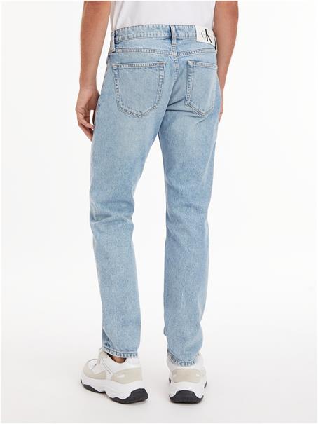 AUTHENTIC STRAIGHT denim light